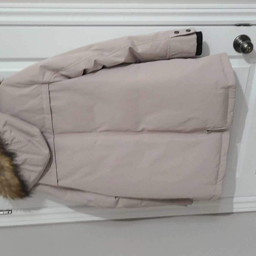 Winter coat - Picture 3 of 3